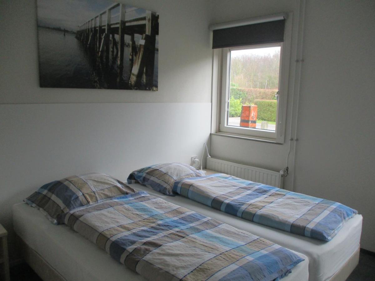 Comfortabel Vakantiehuis Aan Zee En Meer ! Kamperland Exterior foto