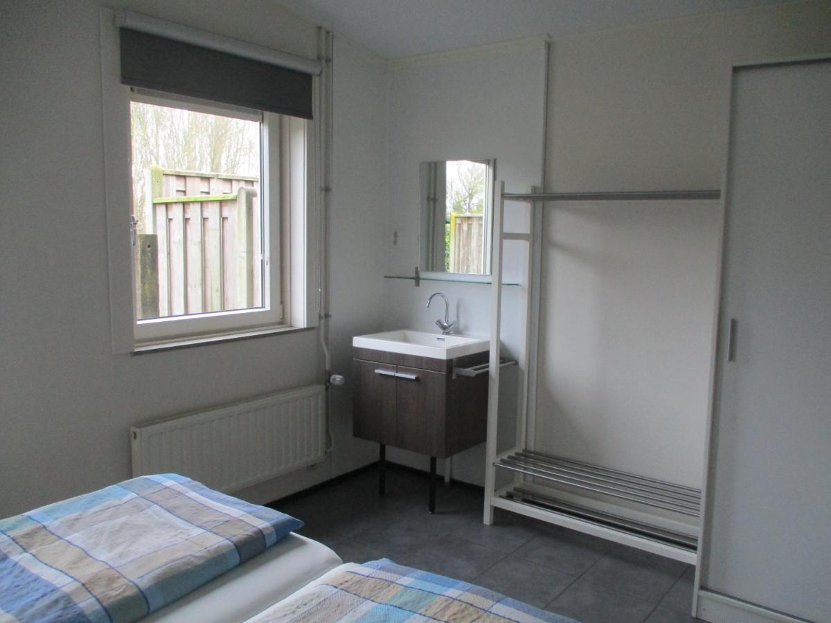 Comfortabel Vakantiehuis Aan Zee En Meer ! Kamperland Exterior foto