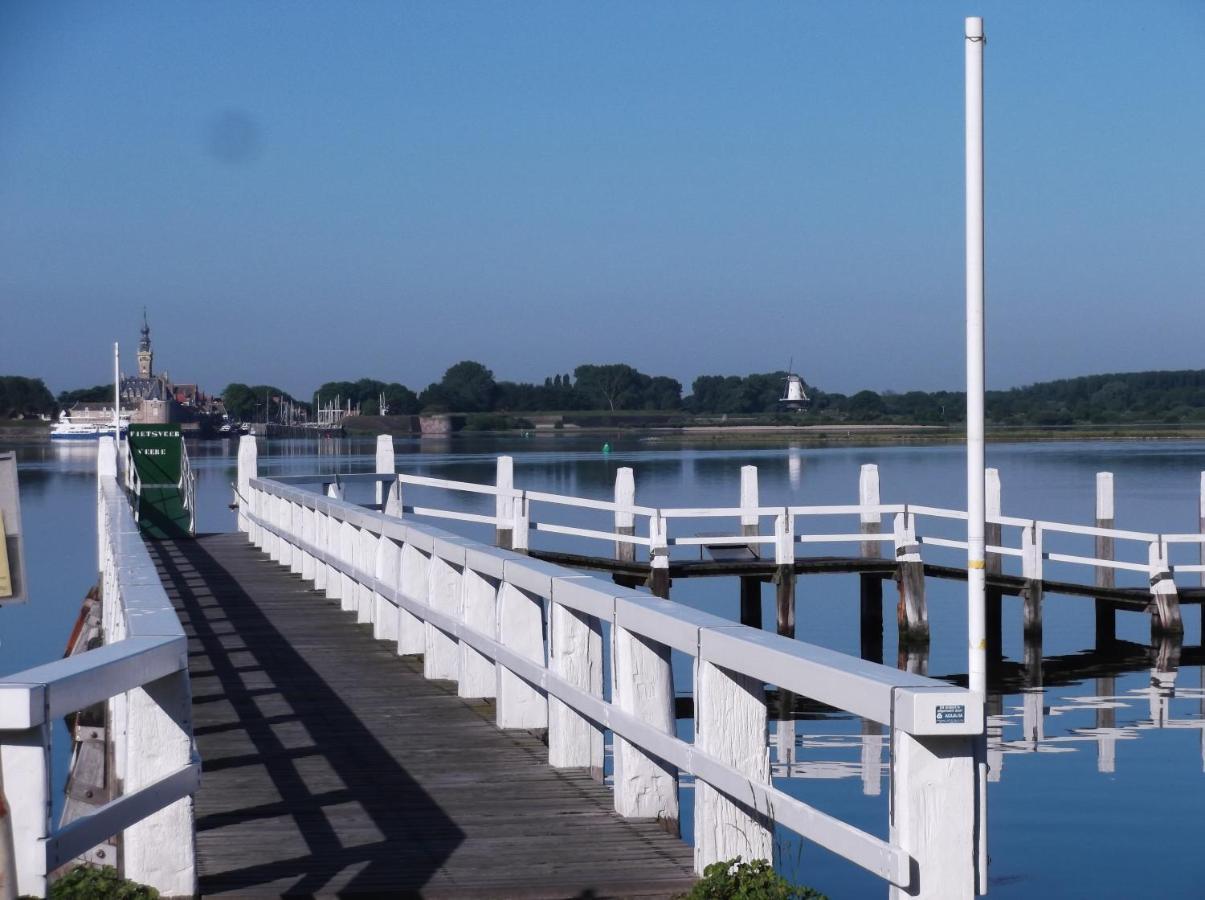 Comfortabel Vakantiehuis Aan Zee En Meer ! Kamperland Exterior foto